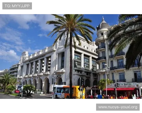 澳门太阳城：打造一站式娱乐休闲体验的豪华度假胜地